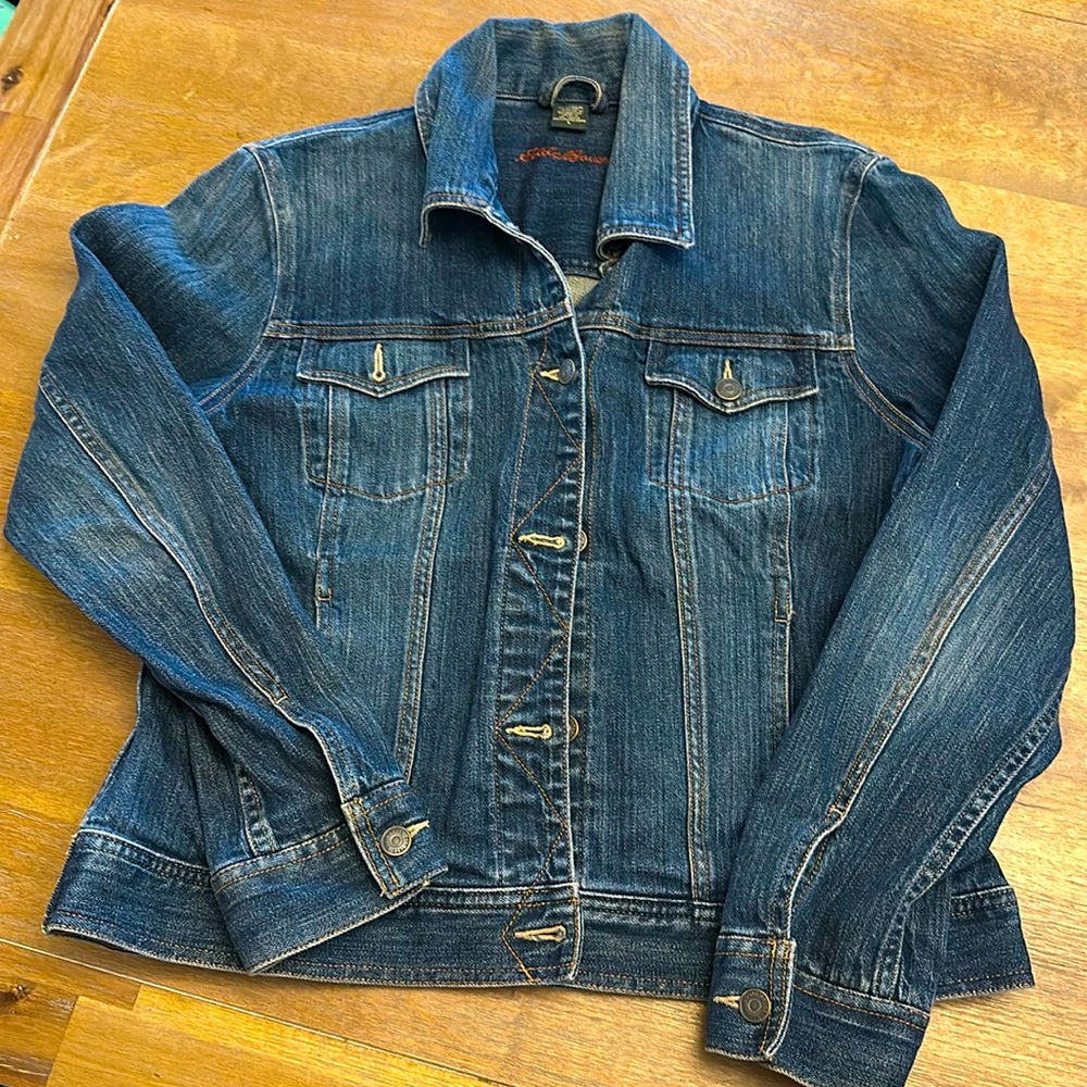 Eddie Bauer Jean Jacket. Size L  Excellent condition.